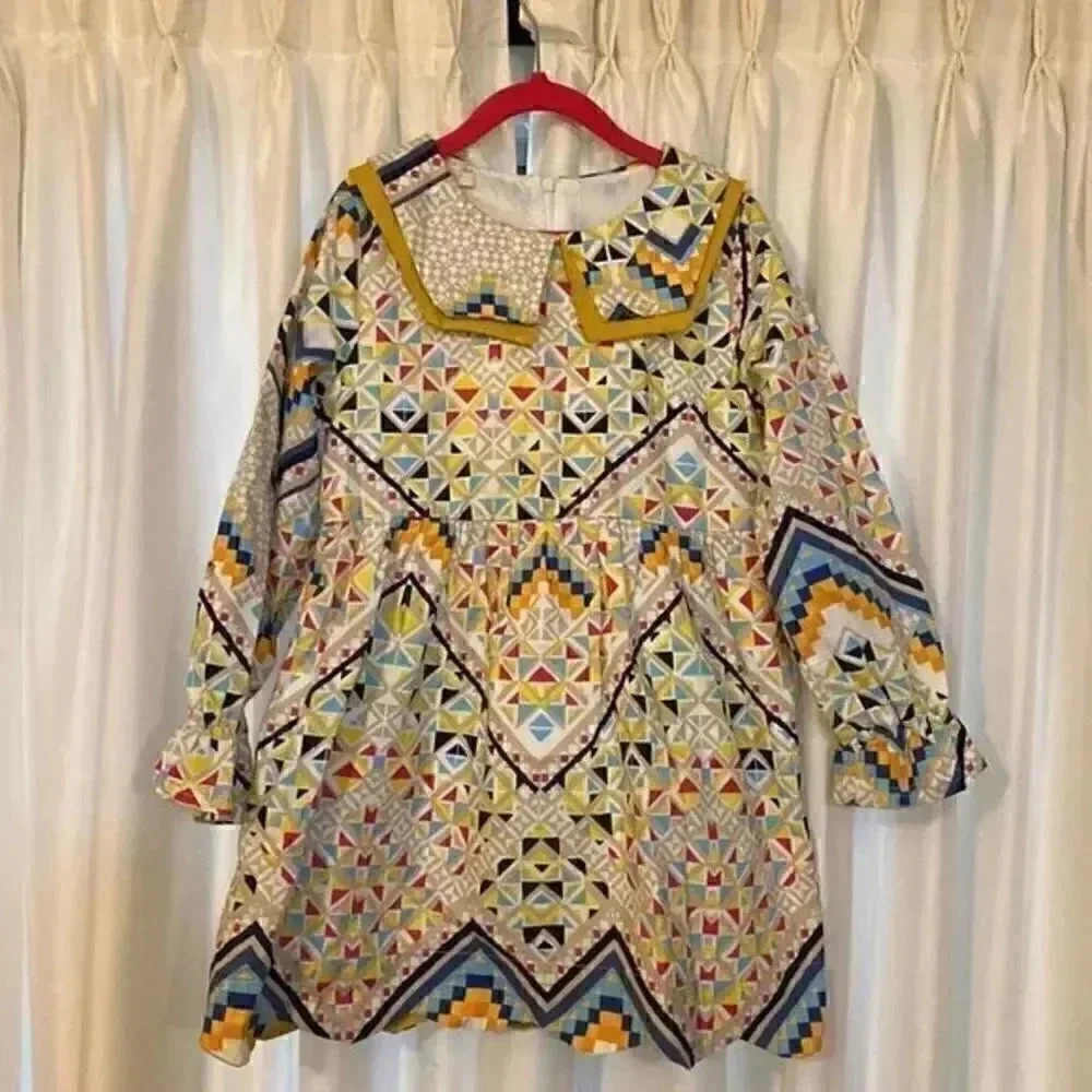 Retro-Geo print toddler‎ girl dress with flounce sleeve detail and scallop skirt